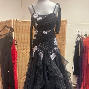 NWOT Black & white smooth ballroom dress